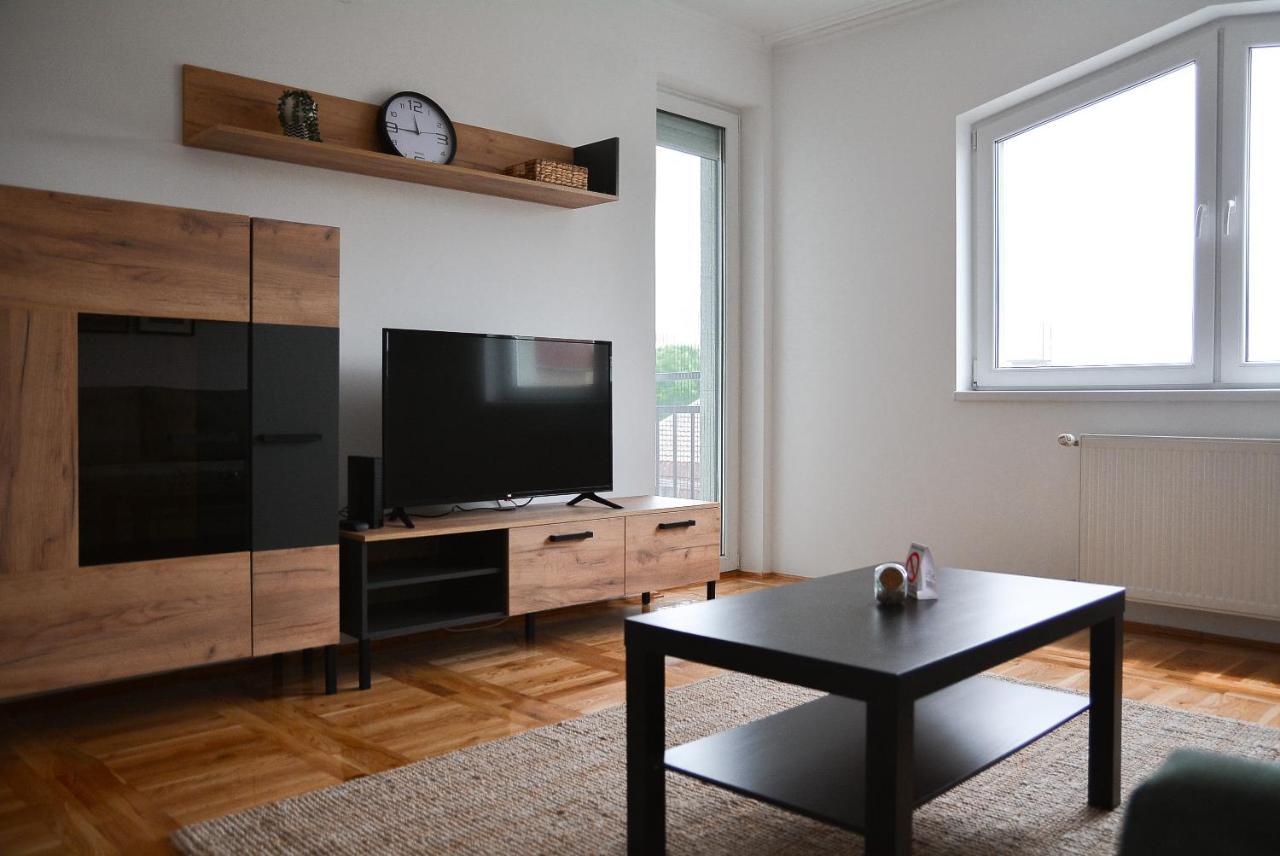 סובוטיקה Crown Apartment 2 מראה חיצוני תמונה